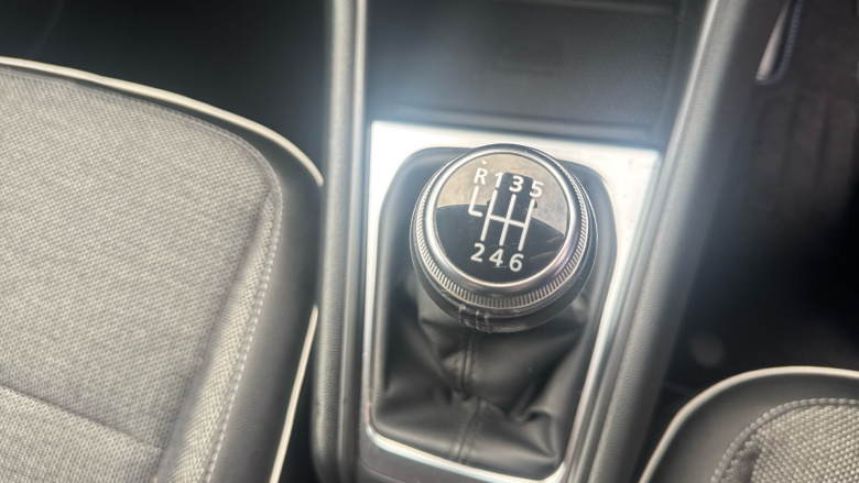 Renault Captur 1.0 TCE 90 S Edition 5dr Petrol Hatchback